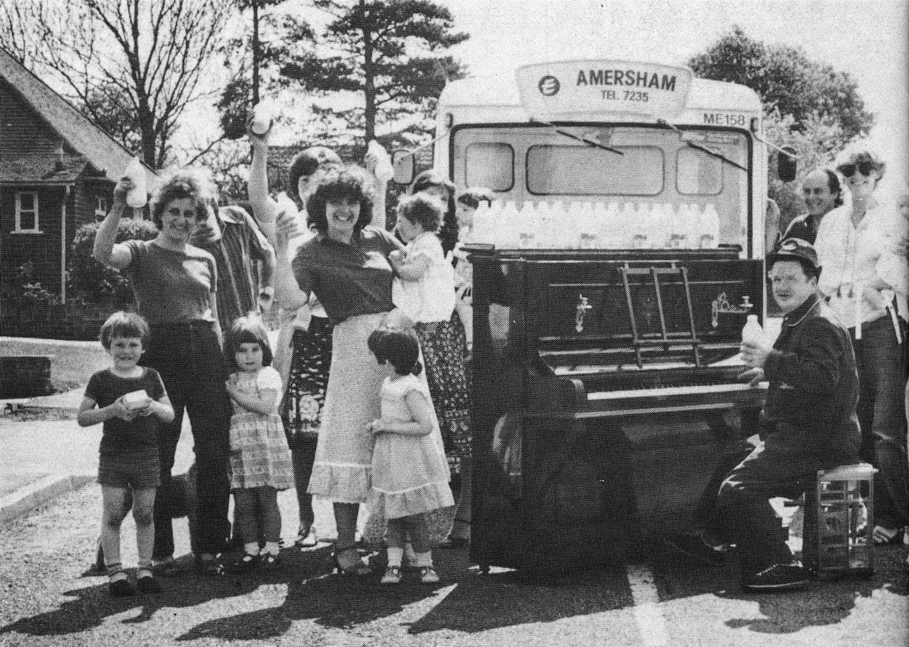 1982 Amersham milkman Tom Goode plays the piano. (Express News Summer)