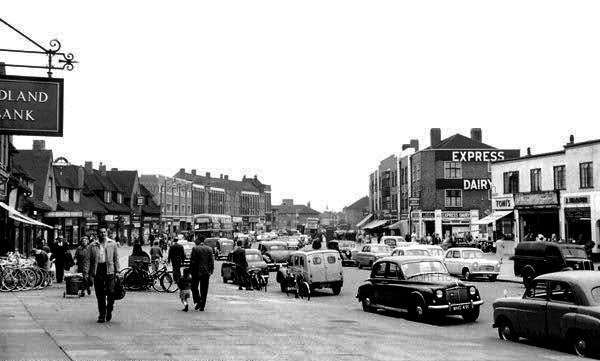1960s? Kingsbury Shop, in Kingsbury Road. Kim Parker comments "My Mum worked in the office of that Express Dairy. That's where she met my Dad, who was a milkman." (Courtesy Hilary Austin, Burnt Oak, Edgware, Kingsbury, Queensbury Memories)