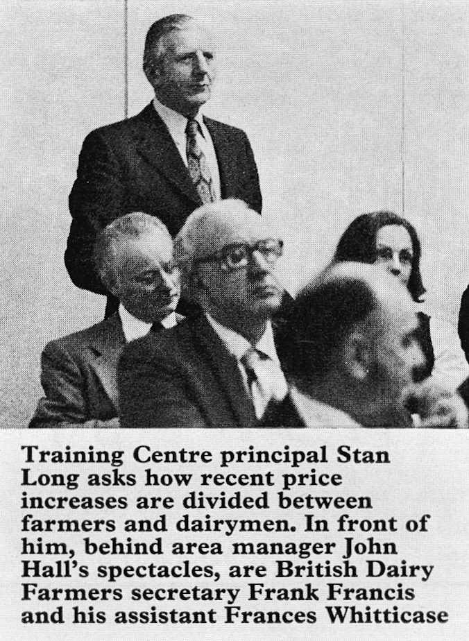 1976 London Region management conference - Stan Long asks a question
