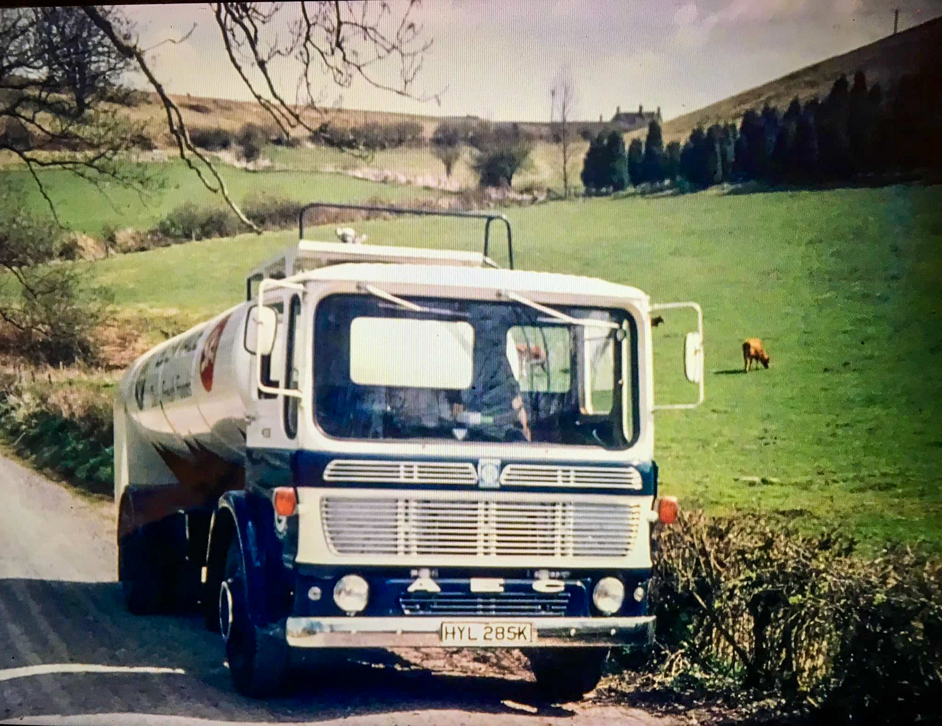 1974 Mike Lucas comments "The lorry I drove at Staplemead. The fleet number for KLU7V was 4331 (I worked on milk reception at Appleby)." Dave Fane comments "purchased new in1972, so probably 1974") (Courtesy Mike Lucas)