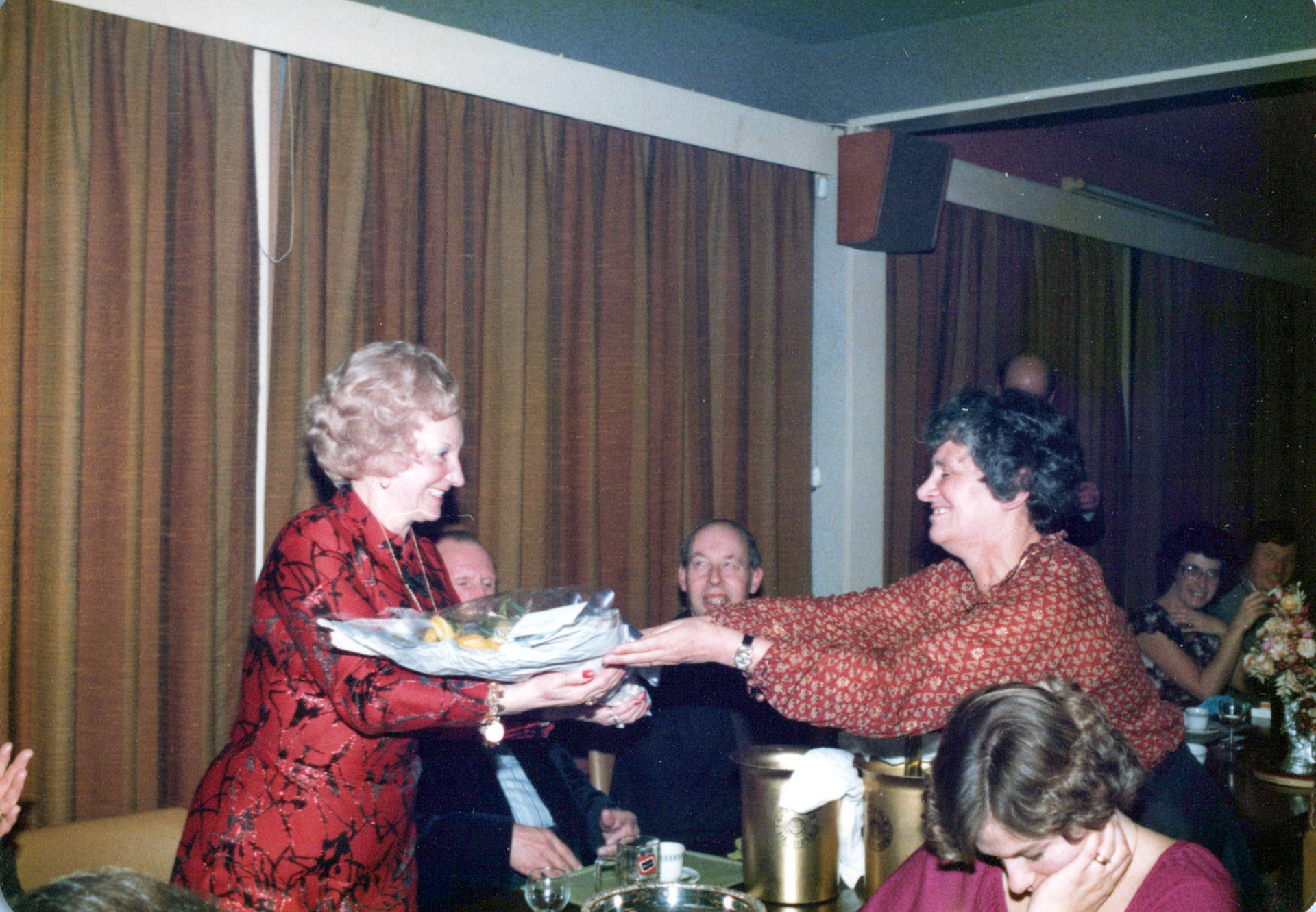 1980's Minsterley Bowling Club (Courtesy Joe Lyons)