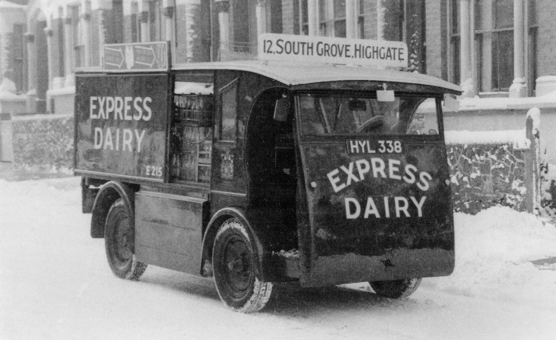 1950's Highgate Delivery Float Reg: HYL 338, Fleet No: E215. Dave Fane comments "Built by Brush electric vehicles". Roger Frost comments "Mr R.A. Gane is listed on the 1965 Long Service list, he is my uncle Bob who would have been 14 when he joined in 1924". (Courtesy Michael Aldread)