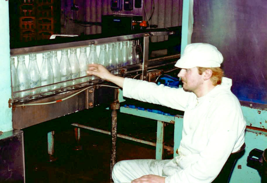 'Early Days' FB Album by Gavin Rainbow, Memories of Woodgate Farms Dairy