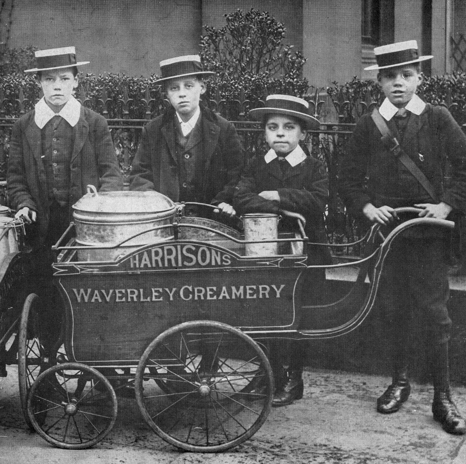 1908 Boys doing a milk round before and after school at Harrison's Waverley Creamery, taken over by Allied Dairies in 1929. (Express News Spring 1960 Front Cover)