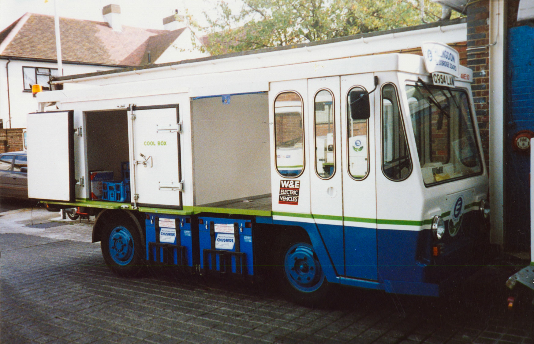 1989 Reg Hillingdon refrigerated float G954 LA? (Courtesy Paul Luke)