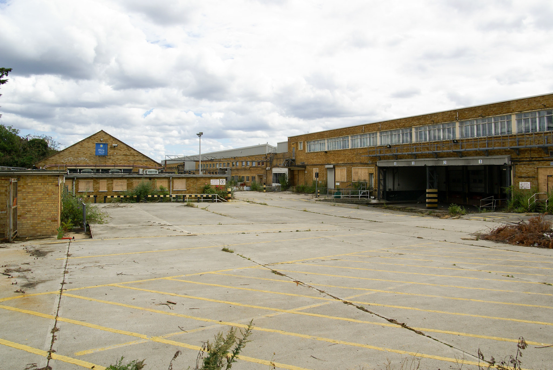 2009 South Ruislip site after purchase by Arla and closure