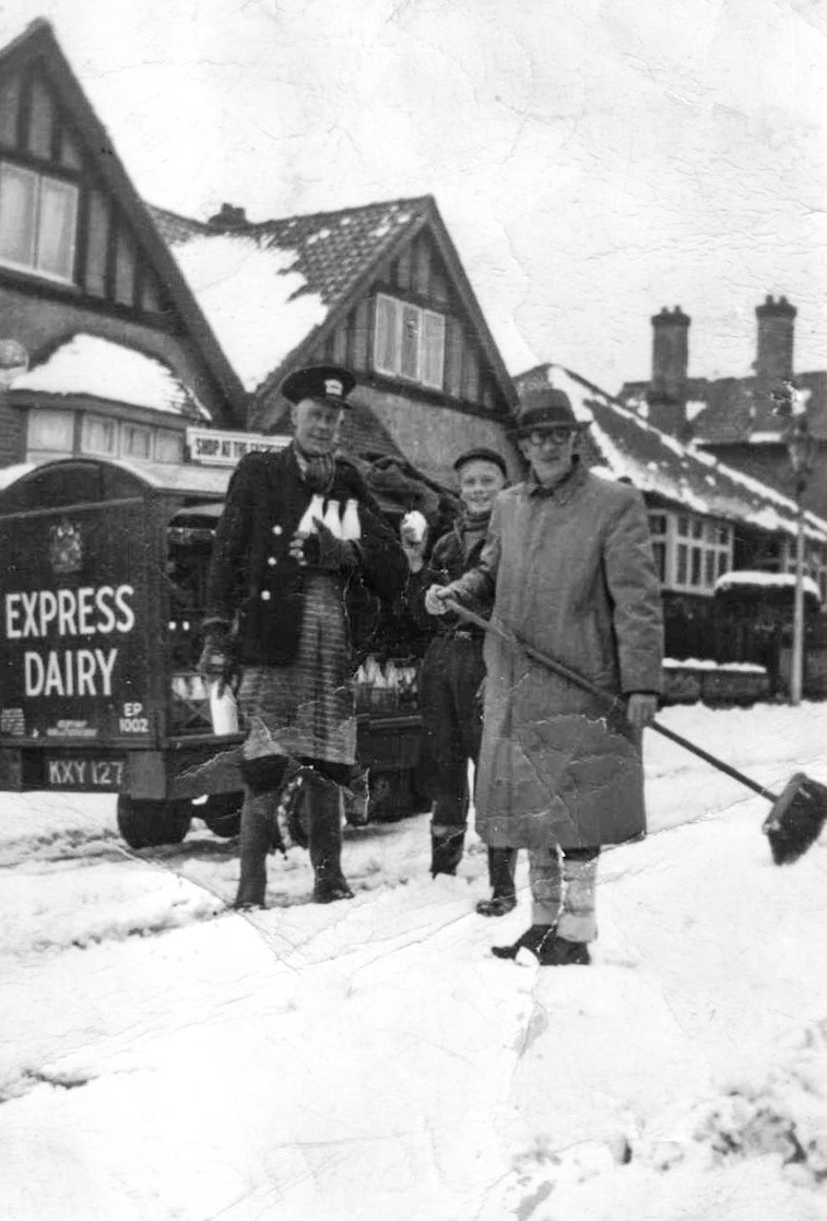 1960's? Uxbridge KXY 127 float. Maria Smith comments "Frank Hicks was my grandad, and the boy is my dad, pictured here on his Uxbridge round. They lived in Park Road; sadly he passed away at age 55. I think he was a very popular milkman!" Mike Ash comments "He was our milkman in the 1950's. I remember when he used to take all the Grand National bets, even my Mum would have a bet. It was surprising that he finished his round that day! He was a really nice guy, always friendly. He had a horse pulling the milk float and my dad used to collect the manure for his allotment." (Courtesy Maria Smith, Can You Remember Old Places And Shops In Uxbridge And The Surrounding Areas FB Group)
