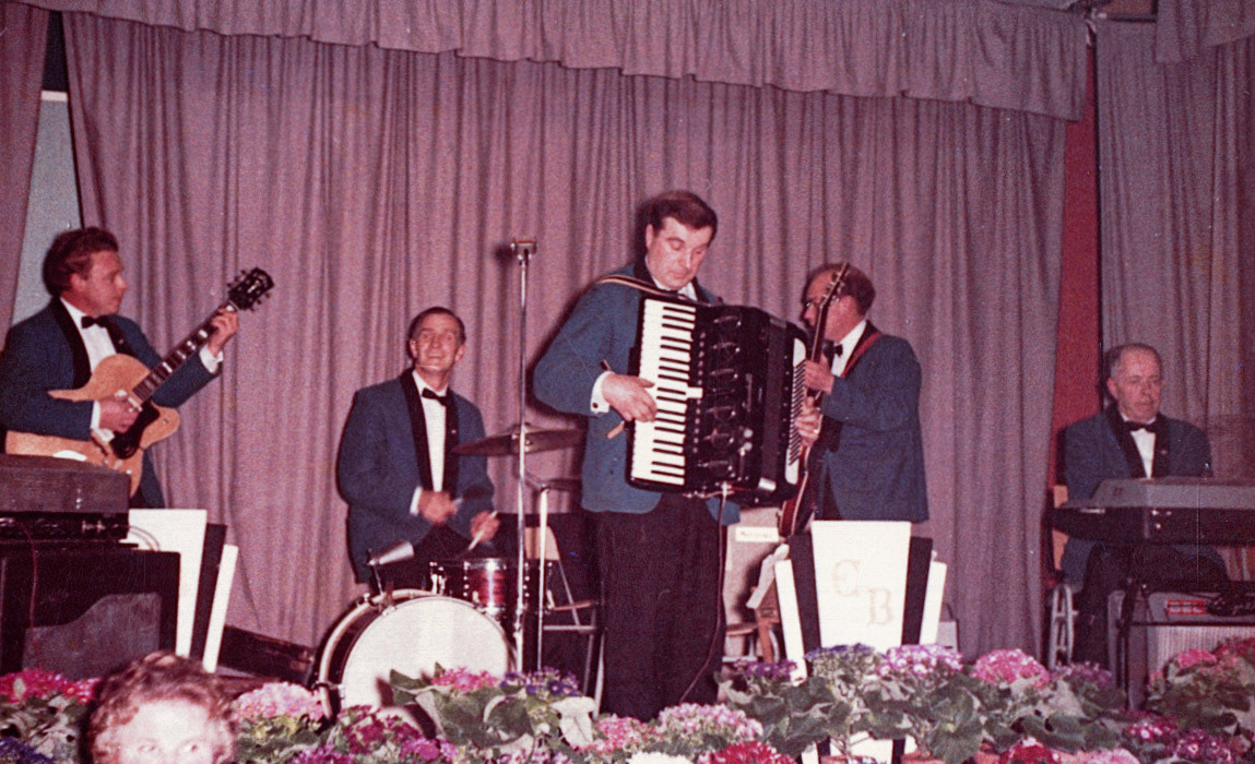 "Esmund Betton and his Band" Lorraine Fletcher commented" Esmond Betton, he spent many an evening playing on the organ at our house." (Joe Lyons Collection)