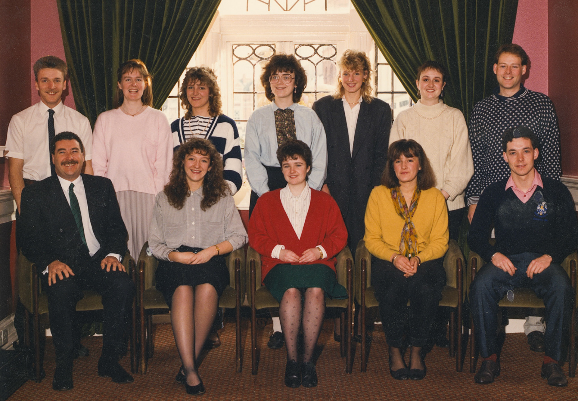 1989, April. Effective Presentations Course for some of the 1988 intake on the Graduate Management Scheme. Soo identifies "L-R Back row: ?, Anne Murray, Kate Moore, Darevree Downey, Sarah, Soo, Stuart Cronin. Front row The trainer (possibly external), Katherine Spencer, Carmel Kilkine, Gill (Express HR dept), ?" (Courtesy Soo Rose-Cook)