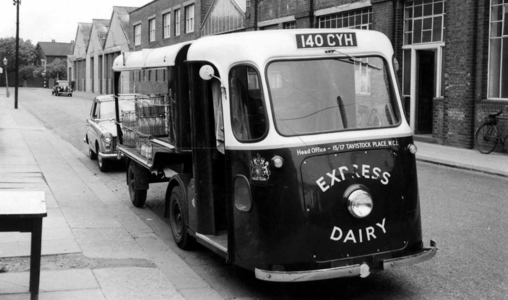 1960's Articulated Milk Float W&amp;E 140 CYH Loadmaster