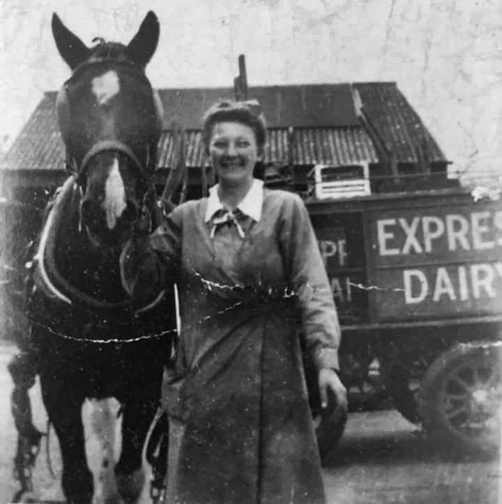 1946 Cross Street, Uxbridge Richard Gaylard suggests "This is the roundsman's wife, stable groom." (Courtesy Paul Smith)