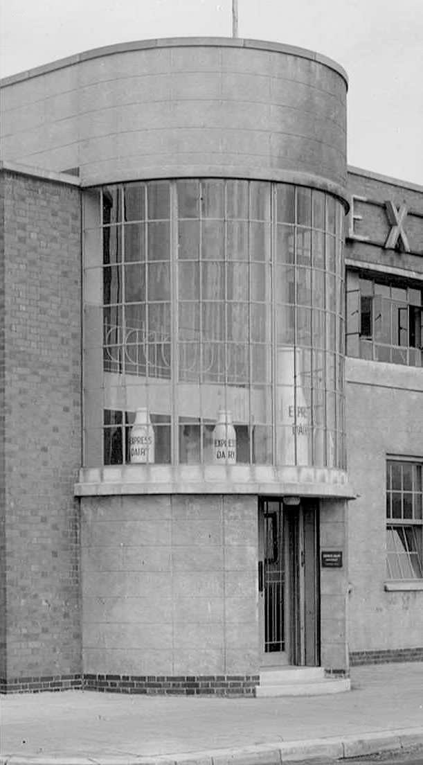 1948 Broadfield Road. Mark Hudson comments "Photos of the glass foyer, with large mock milk bottles on display." (Courtesy Milkmark Mark Hudson)