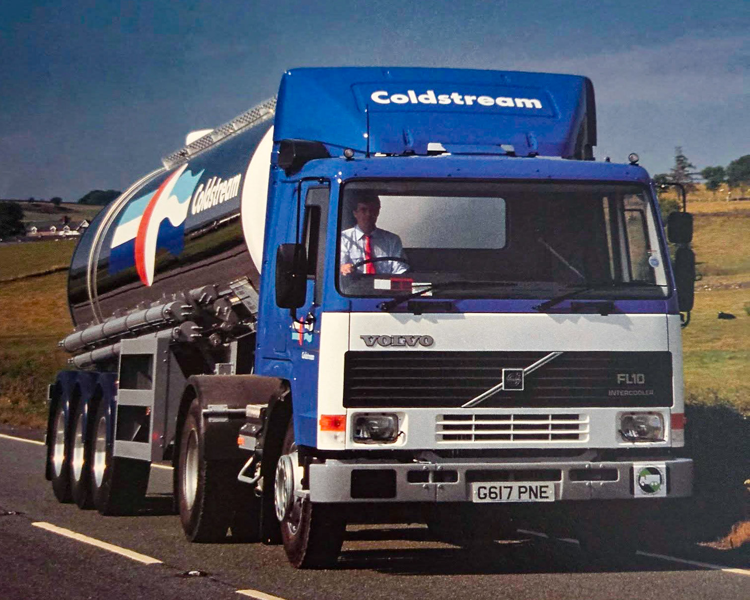 1990 Volvo FL10 G617 PNE from Coldstream calendar. Steve Hannah "When they decided drivers had to wear ties!" (Courtesy Nick Seviour)