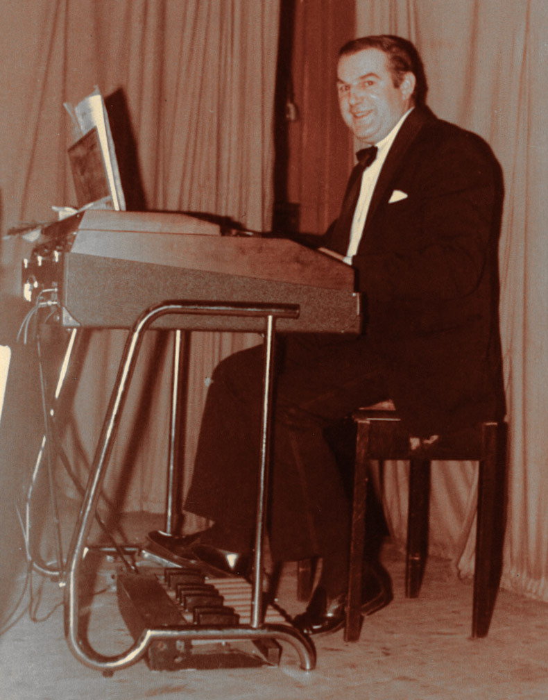 Ben Samuels identifies Esmund Betton, with his organ. (Courtesy Joe Lyons)