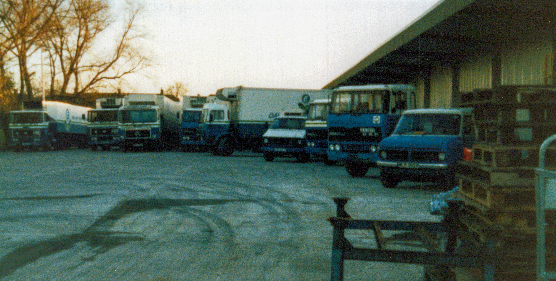 1984?  Assortment of vehicles lined up on the lorry park at South Morden dairy (Courtesy Dave Fane)