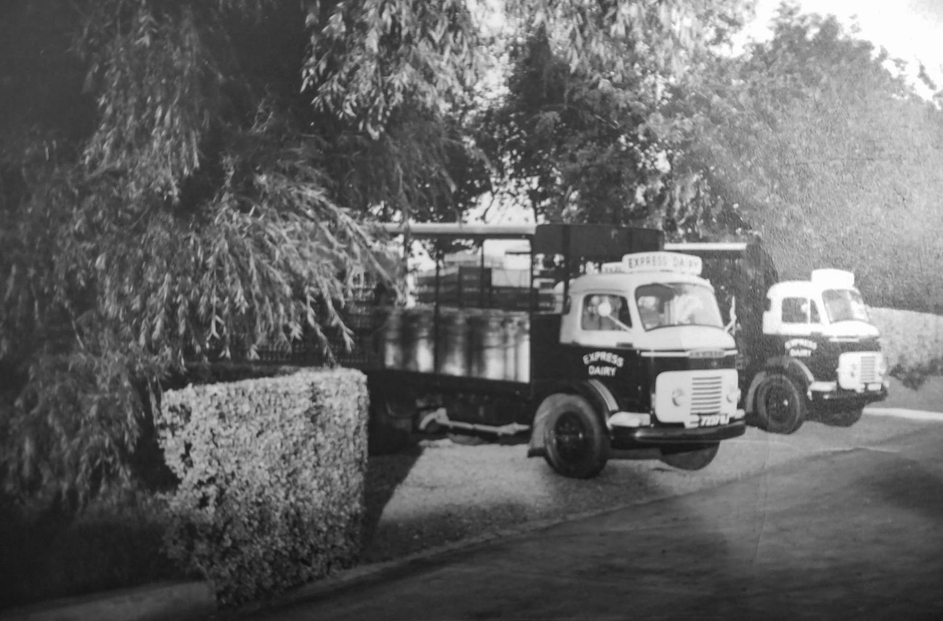1950's Peter Maiden comments "Two of the new Express Dairy wagons, soon after Express had taken over from Pool Bank". (Courtesy Peter Maiden)