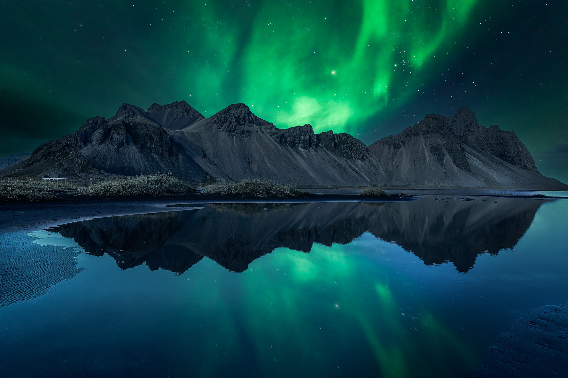 Northern Lights at Vestrahorn