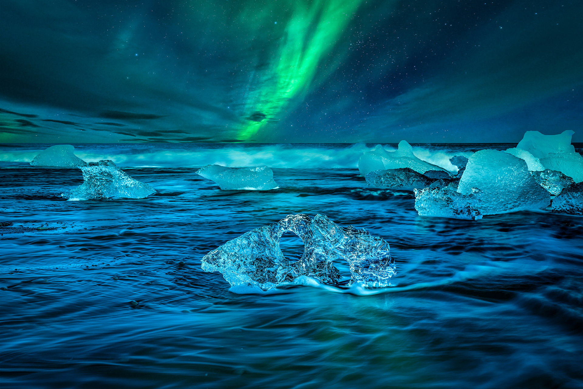 Diamonds under the Aurora Sky