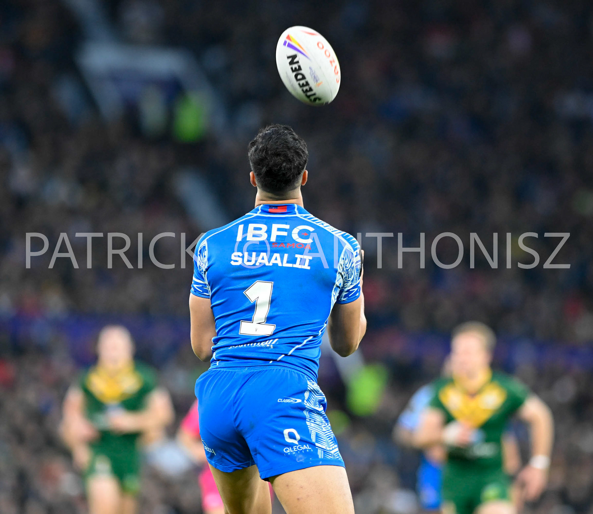 Manchester   ENGLAND - NOVEMBER 19. Joseph Suaali'i of Samoa seen during  the Rugby league World Cup Mens Final  between Australia and Samoa at the Old Trafford  Stadium on November 19 - 2022 in Manchester England.