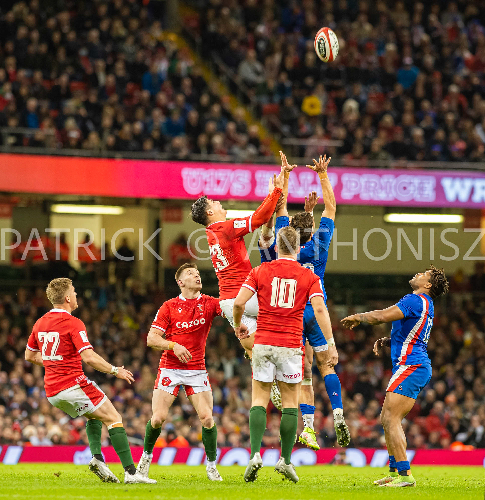Wales v France  Guinness Six Nations CARDIFF, WALES 2022- March 11:  Wales and France at Principality Stadium on March 11/2022  in Cardiff, Wales.