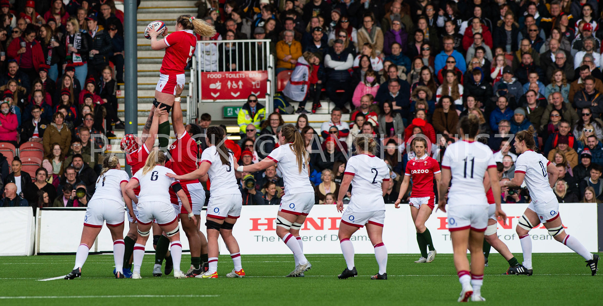 England Vs Wales Six Nations Gloucester 9 April 2022.Gwen Crab of Wales wind the ball during the  TikTok Women's Six Nations Rugby Championship match, England Red Roses Vs Wales  Rugby at the Kingsholm  Stadium Gloucester