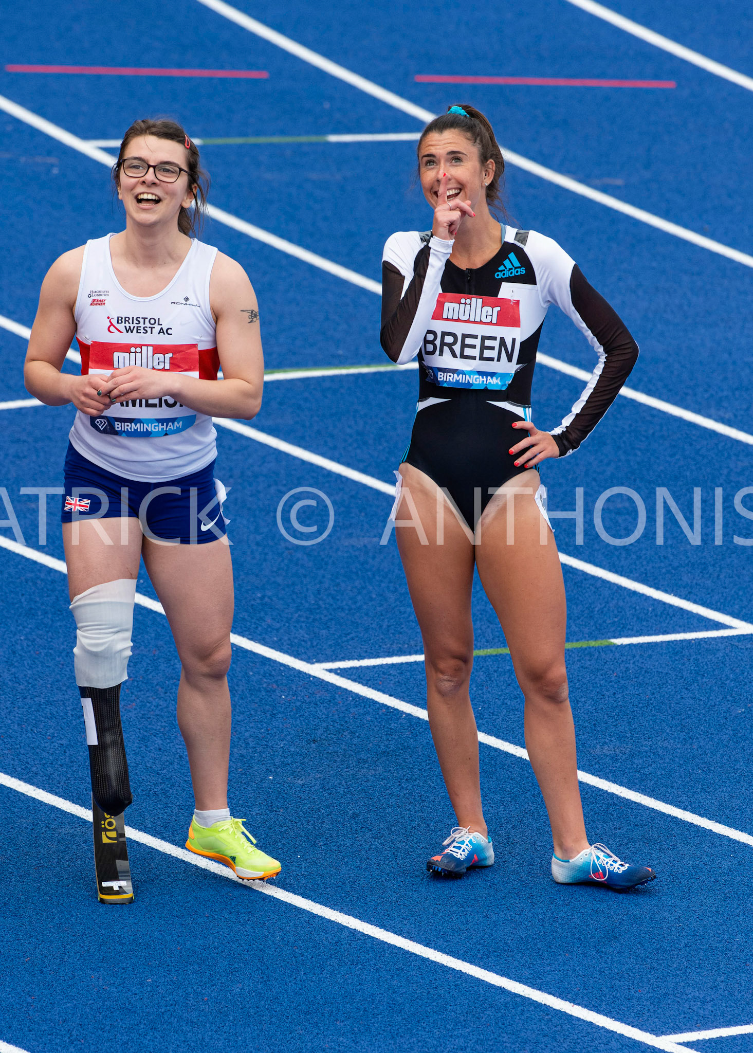 21-MAY-2022  Sophie Kamlish third with the time of 13.47 and Olivia Green second  with a time of 13.14 in the Women 100m Ambulant Event  at the Muller Birmingham  Diamond League   Alexander Stadium,  Perry Barr, Birmingham
