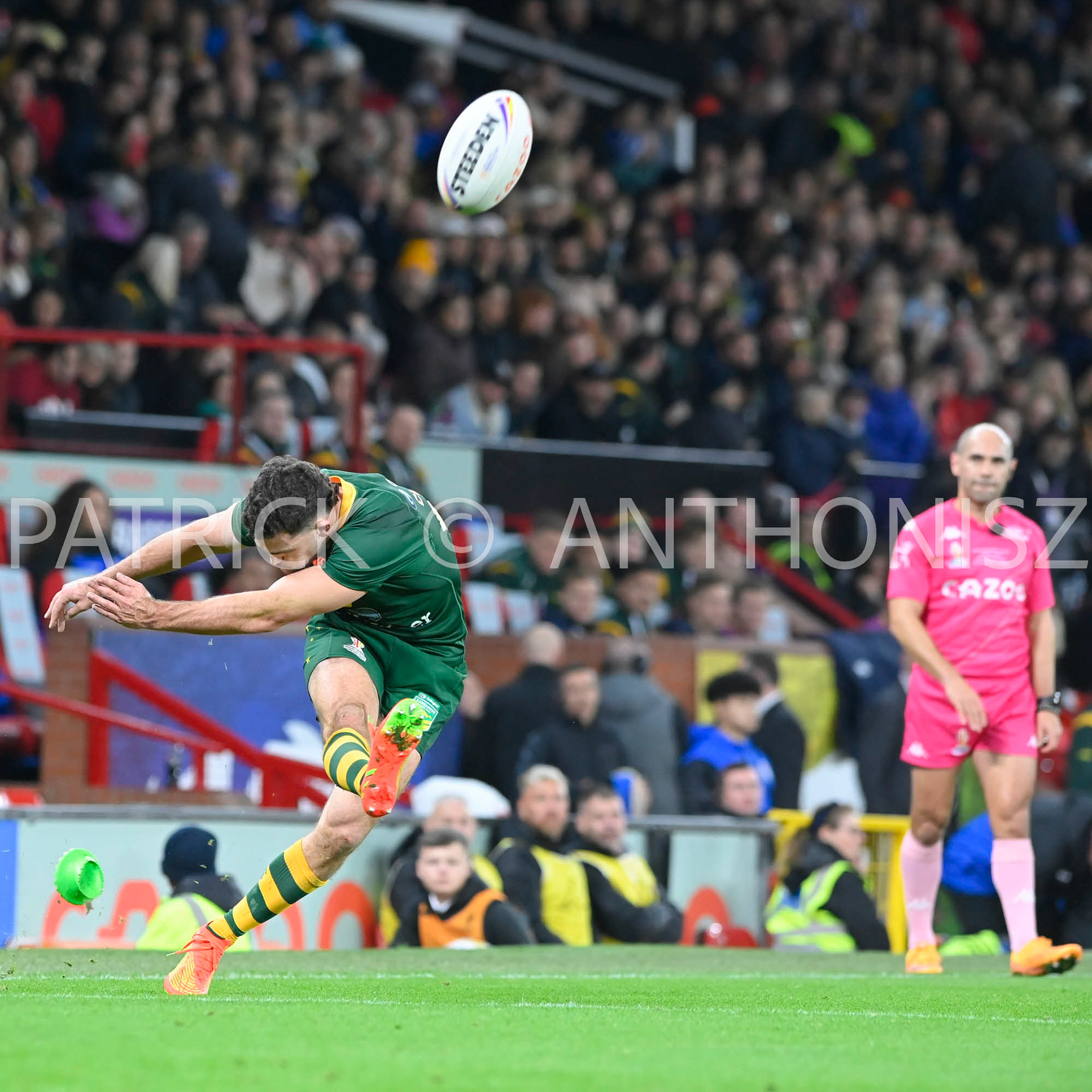 Manchester   ENGLAND - NOVEMBER 19.Nathan Cleary of Australia in action  during  the Rugby league World Cup Mens Final  between Australia and Samoa at the  Old Trafford  Stadium on November 19 - 2022 in Manchester England.