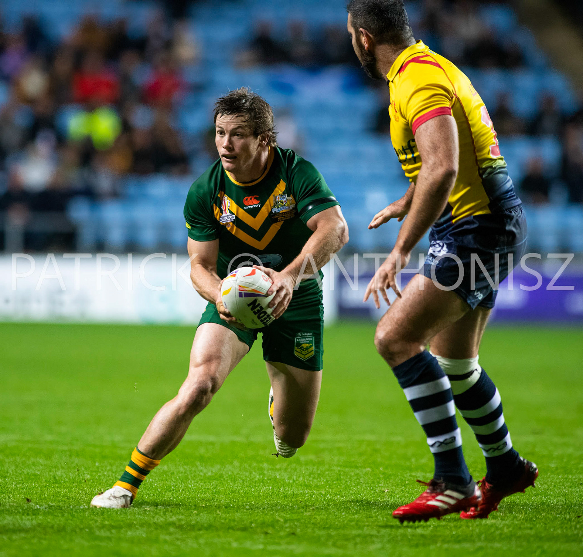 Coventry England  21st October: Harry Grant of Australia runs with  the ball during the Rugby League World Cup 2021 between Australia Vs Scotland  at  Coventry Building Society Arena on 21st October 2022 Australia 84: Scotland 0