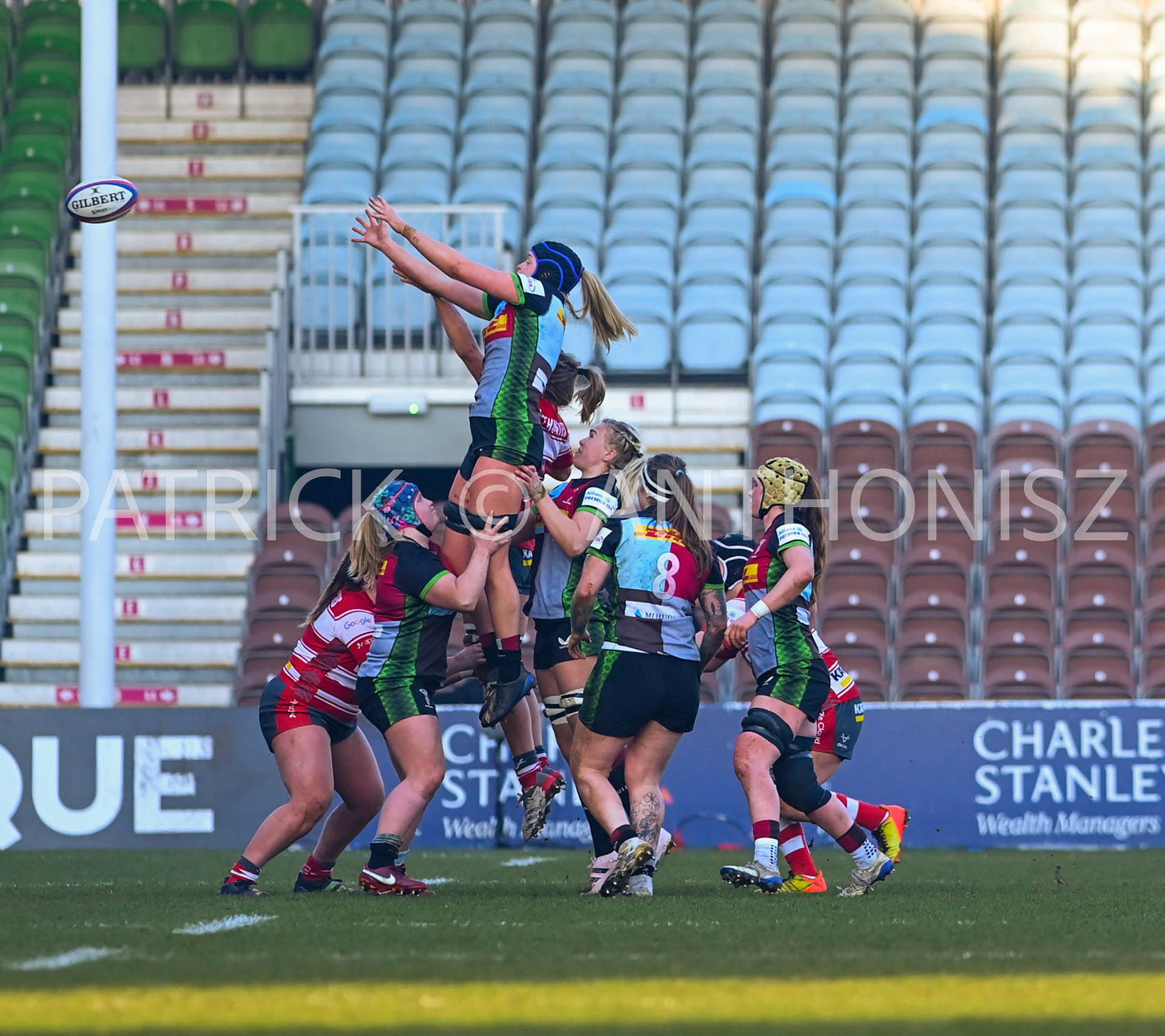 Twickenham , ENGLAND : Katy Mew  of Harlequins during the Women's Allianz Premiership 15's match between Harlequins Vs Gloucester -  Hartpury  , Twickenham Stoop Stadium England 22-1-2023