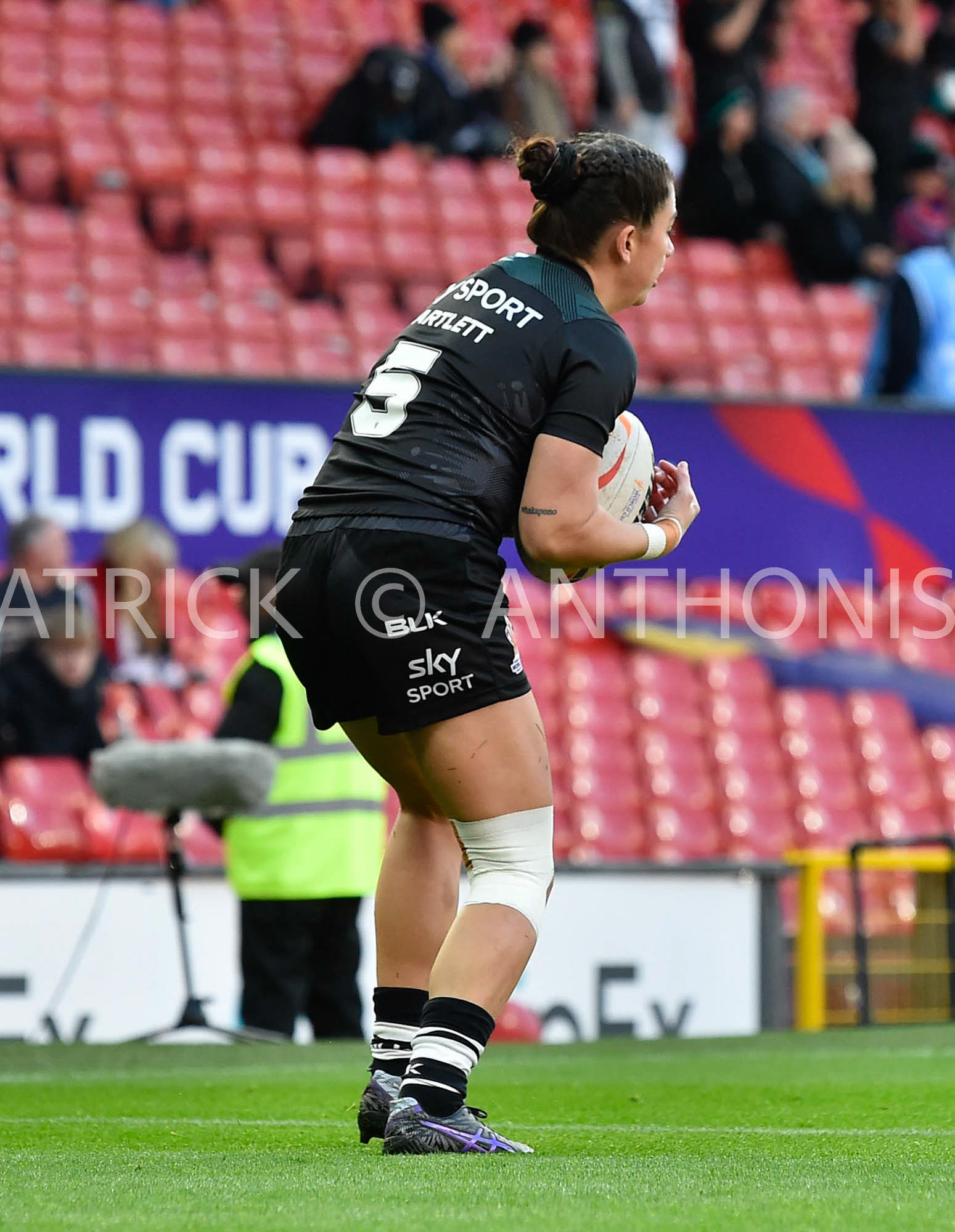 Manchester   ENGLAND - NOVEMBER 19. Madison Bartlett of New Zealand seen warming up  during  the Rugby league World Cup Womens Final  between Australia and New Zealand  at the Old Trafford   on November 19 - 2022 in Manchester England.