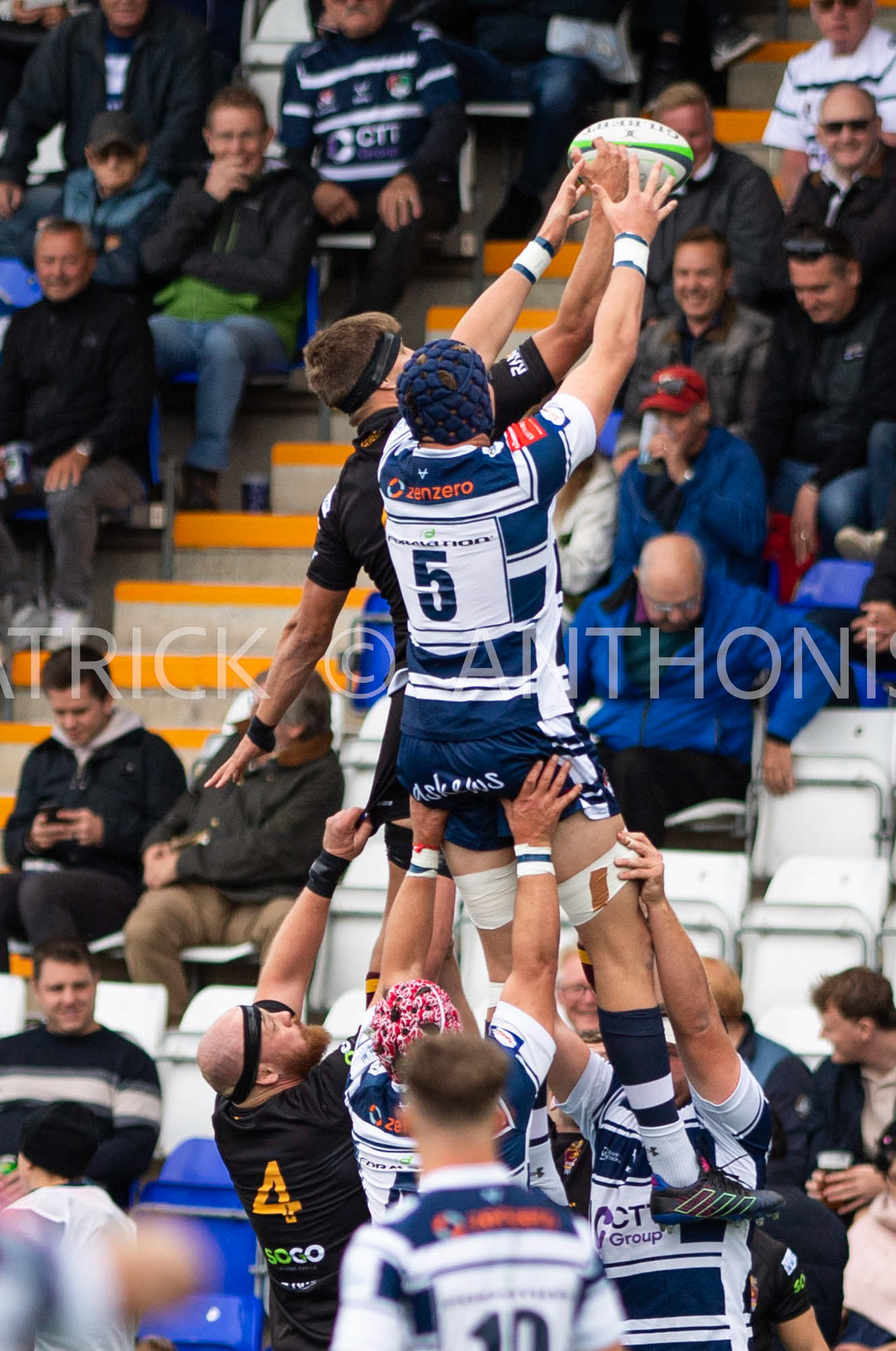 Coventry, ENGLAND- Sept -24 - 2022 : match between  Coventry Rugby  and Ampthill Rugby  at Coventry , England.