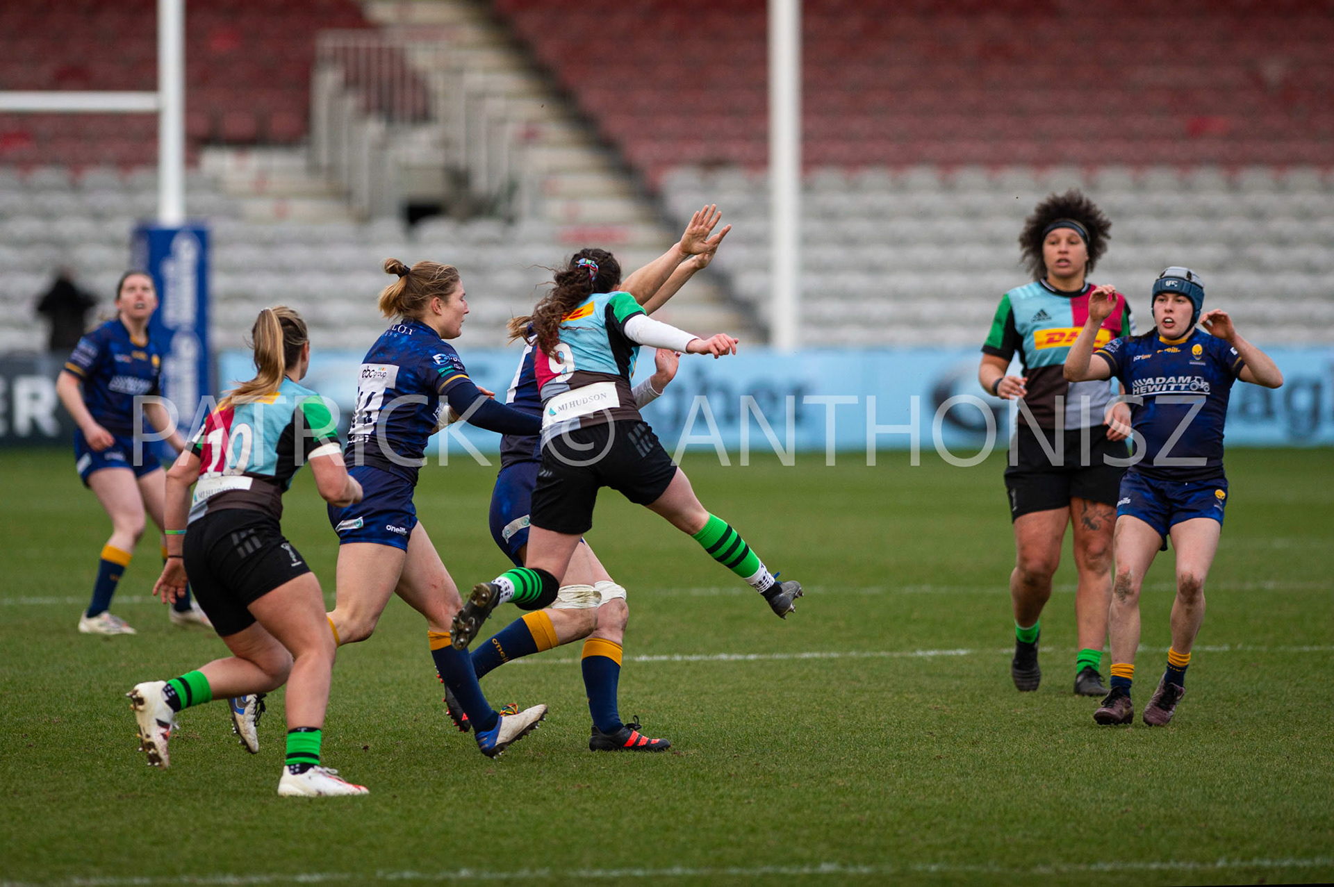Harlequins Women Vs  Worcester WarriorsWomen's Allianz Premier 15sLondon,England February 12th 2022:  Lucy Packer of Harlequins  in match action between  Harlequins Women Vs  Worcester Warriors at Twickenham Stoop .Final score:  Harlequins Rugby 42  :15   Worcester Warriors