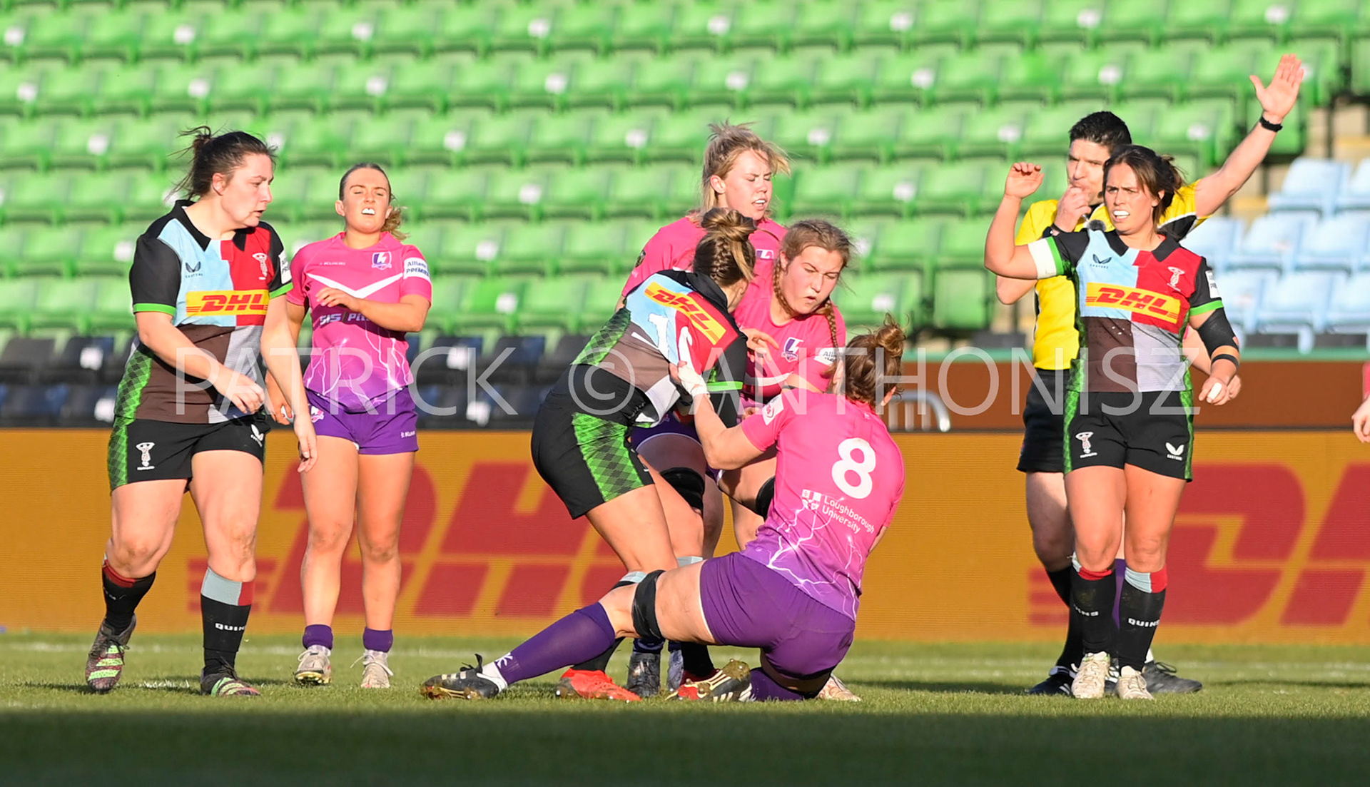Twickenham, stoop ENGLAND : Sarah Hunter of Loughborough brings down Emily Scott (cc) of Harlequins  during the Women's Allianz Premiership 15's match between Harlequins Vs Loughborough Lightning Twickenham Stoop Stadium England 5–02-2023