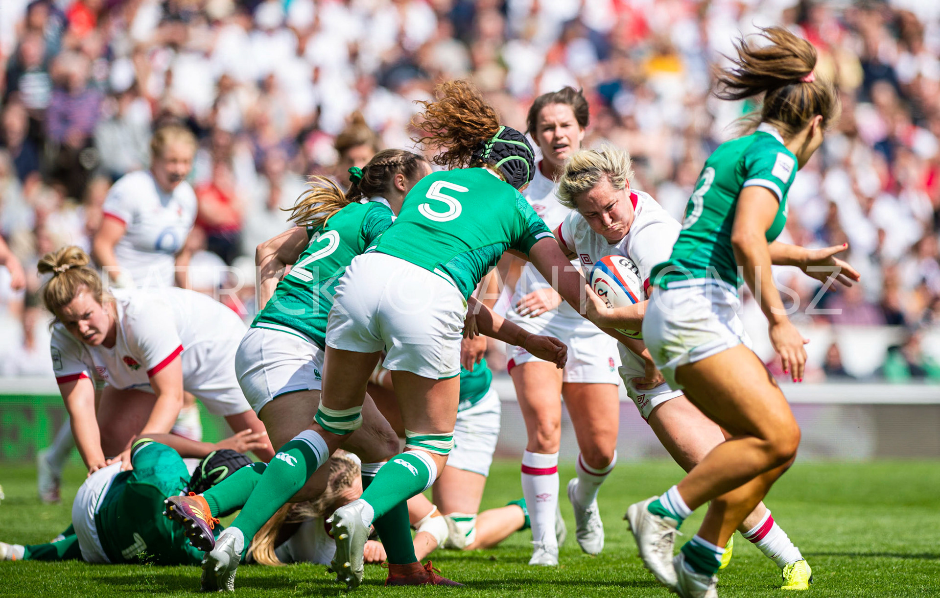 24th - April  2022 :Marlie Packer England trien to run away from n5 Aoife McDermott Ireland during the  England Vs Ireland round 4  TikTok Women's Six Nations at  Mattioli  Woods Welford Road.
