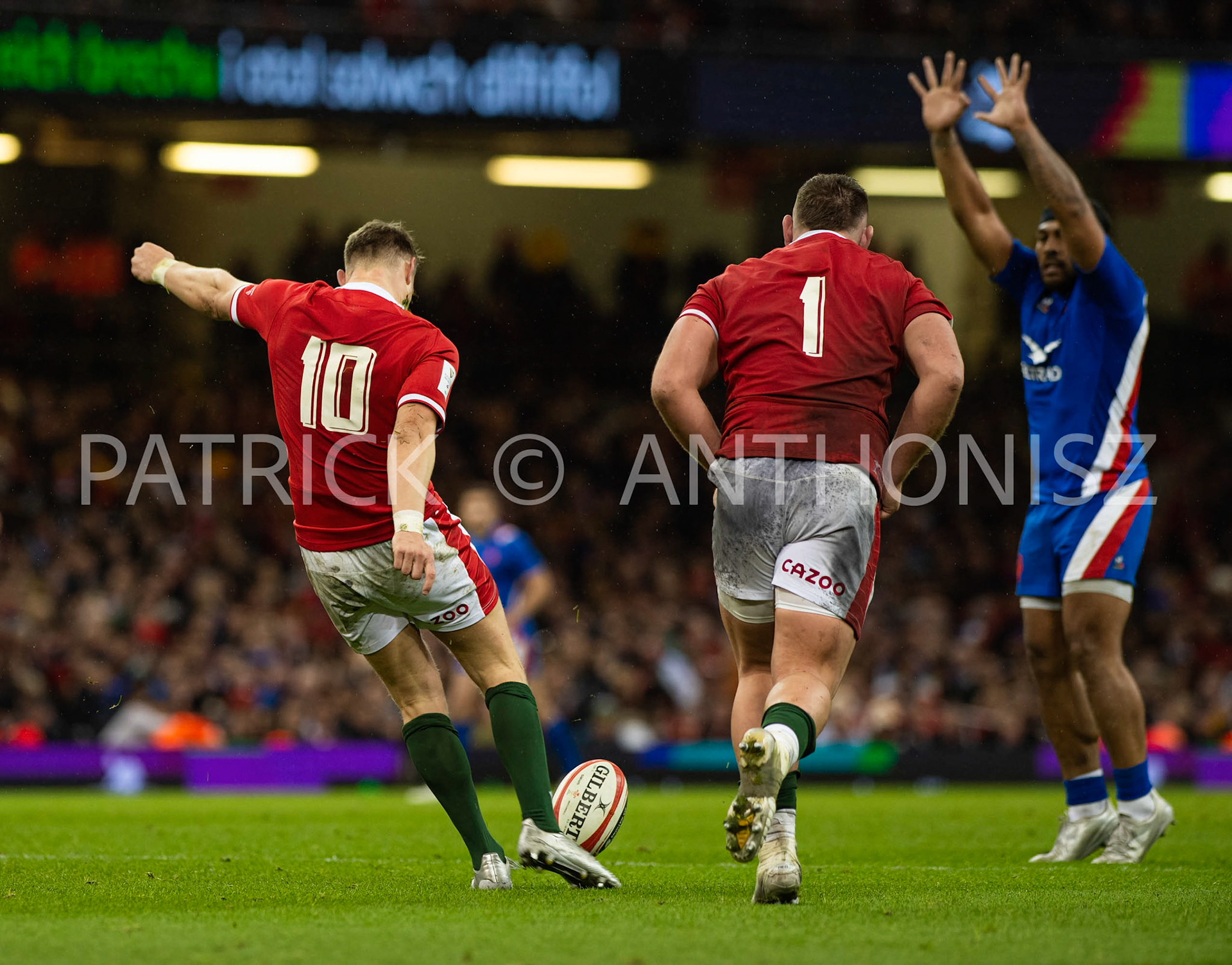 Wales v France  Guinness Six NationsCARDIFF, WALES 2022- March 11:Dan Biggar (Captain) during the   Wales and France at Principality Stadium on March 11/2022  in Cardiff, Wales.