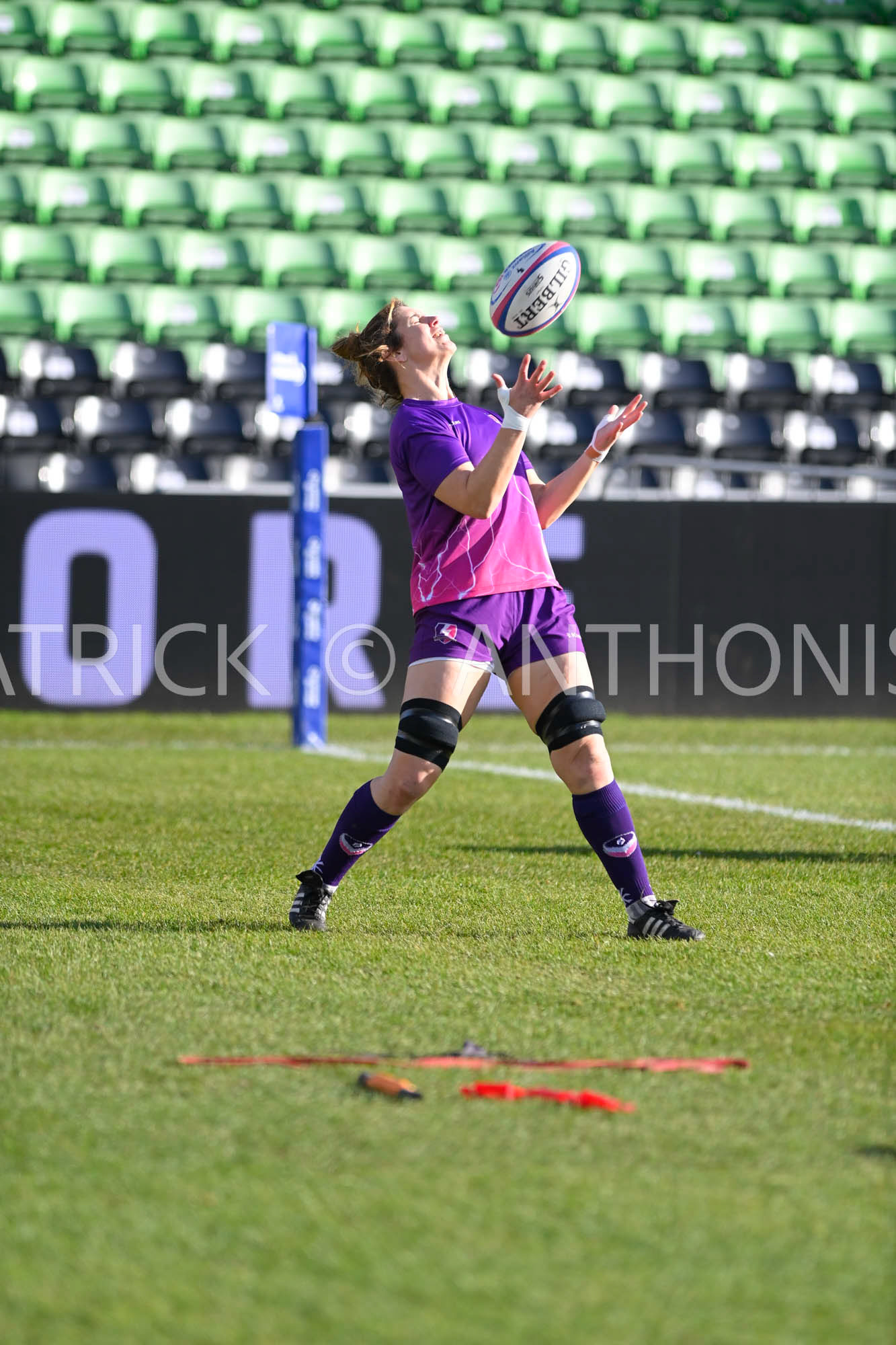 Twickenham, stoop ENGLAND : Sarah Hunter during the warm up  at the  during the Women's Allianz Premiership 15's match between Harlequins Vs Loughborough Lightning Twickenham Stoop Stadium England 5–02-2023