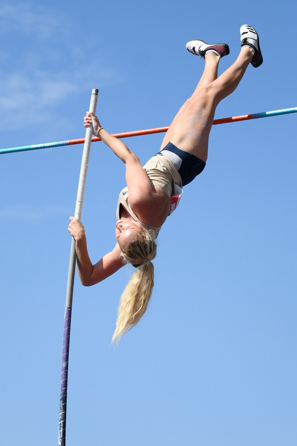 Birmingham, UK. 25th August, 2019.Lucy  BRYAN  of  BRISTOL &  WEST  in action during  the  womens  Pole Vault at  the Muller British Athletics Championships  Alexander Stadium, birmingham, England