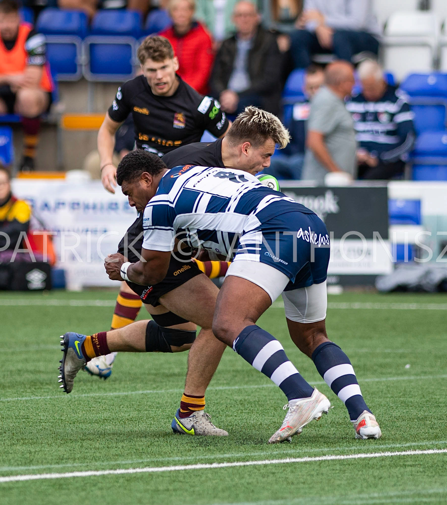 Coventry, ENGLAND- Sept -24 - 2022 : match between  Coventry Rugby  and Ampthill Rugby  at Coventry , England.