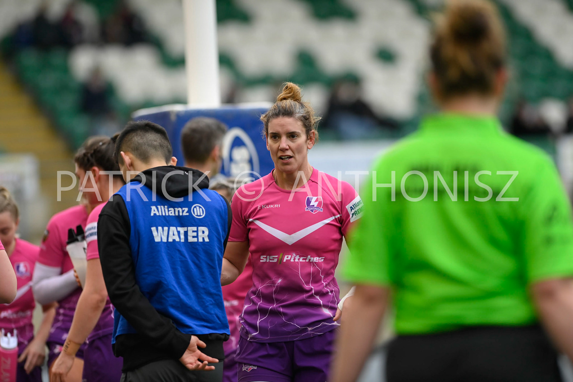 NORTHAMPTON, ENGLAND- Sat-4-2023: Sarah Hunter of LOUGHBOROUGH  during the match between  Loughborough Lightning and Bristol Bears at Franklin's Gardens on Sat-4-2023 in Northampton, England