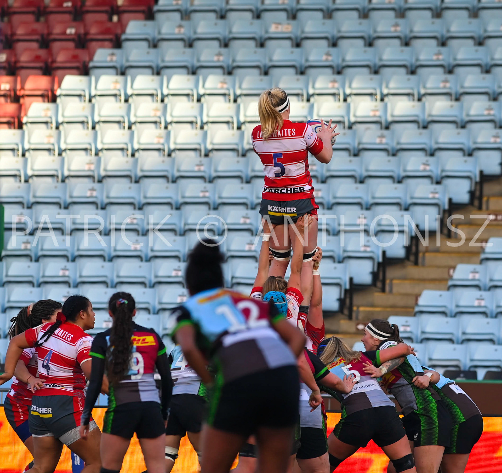 Twickenham Stoop, ENGLAND :SAM MONAGHAN  of Gloucester wins the line out  during the Women's Allianz Premiership 15's match between Harlequins Vs Gloucester -  Hartpury  , Twickenham Stoop Stadium England 22-1-2023