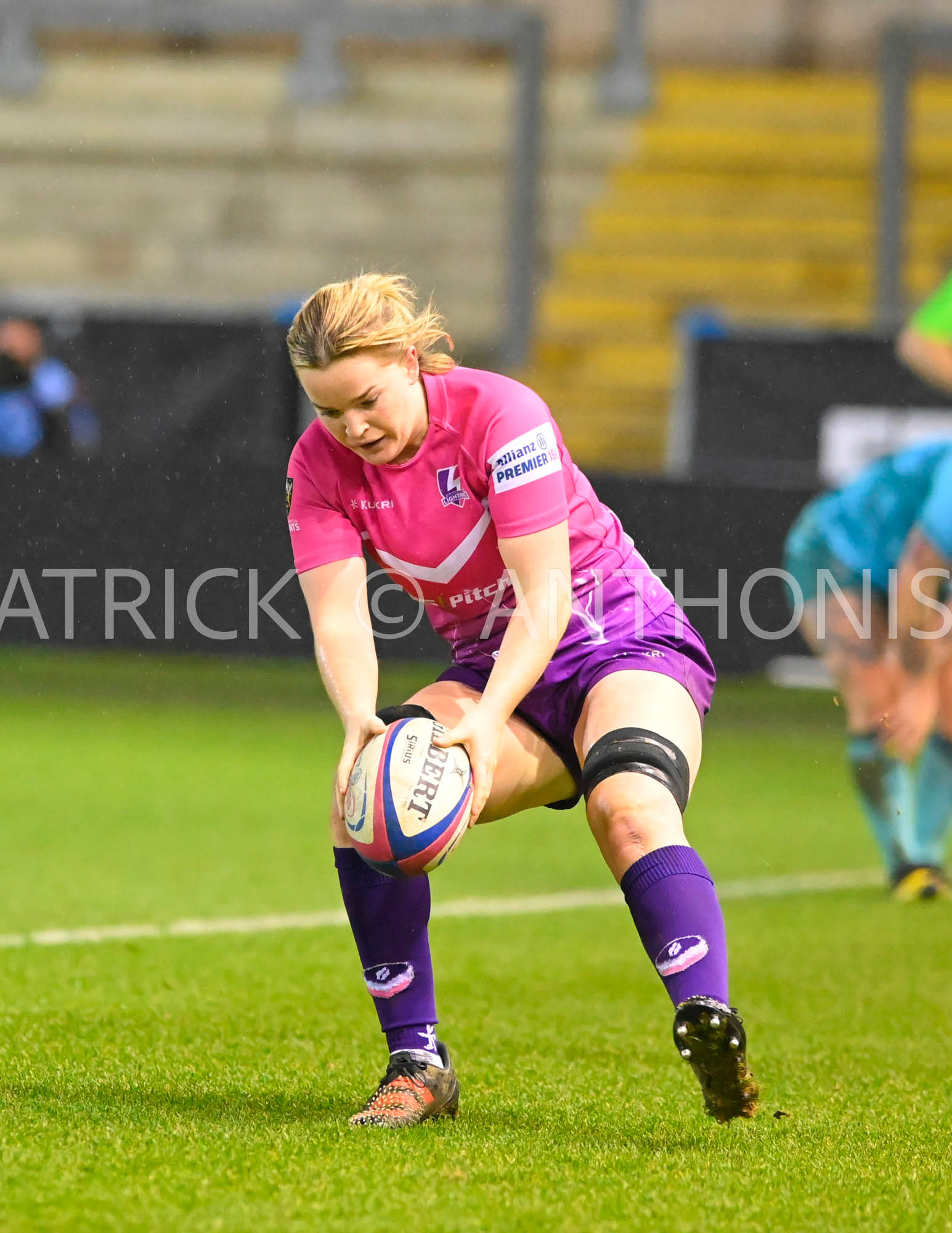 NORTHAMPTON, ENGLAND : Daisy Hibbert-Jones of Loughborough Lightning  gets a try during Women's Allianz Premiership 15's match between Loughborough Lightning and  Wasps at Franklin's Gardens on  Sunday January  8 2023 in Northampton, England