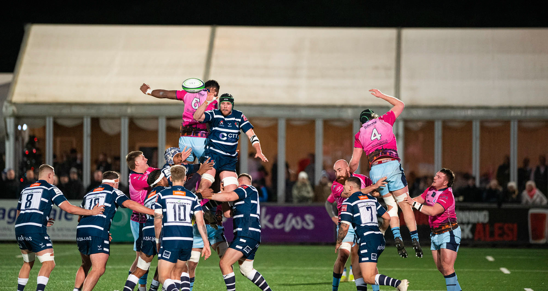 BUTTS PARK ARENA Coventry ,England 4th of December  2021 :  Greene King IPA Championship  match between Coventry Rugby Vs  Bedford Blues Rugby at Butts Park Arena Coventry UK .Final score: Coventry Rugby   :   Bedford Blues Rugby .