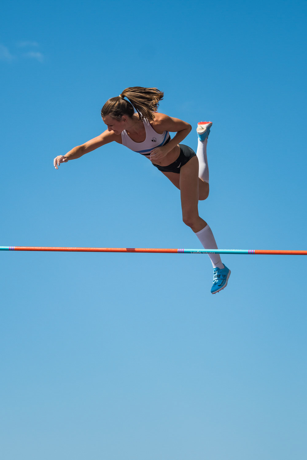 Birmingham, UK. 25th August, 2019.Courney MACGUIRE  of EDINBURGH AC  in action during  the  womens  Pole Vault at  the Muller British Athletics Championships  Alexander Stadium, birmingham, England