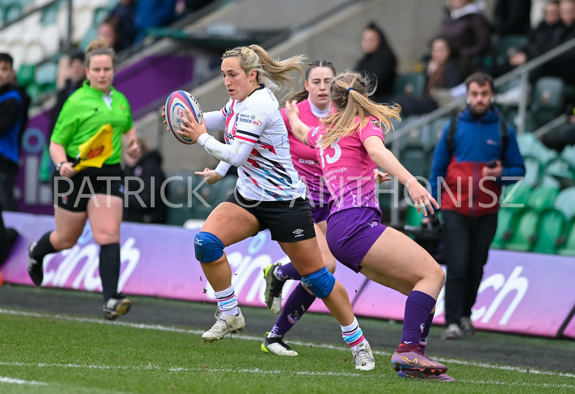NORTHAMPTON, ENGLAND- Sat-4-2023: Courtney Keight of Bristol Bears in action  during the match between  Loughborough Lightning and Bristol Bears at Franklin's Gardens on Sat-4-2023 in Northampton, England