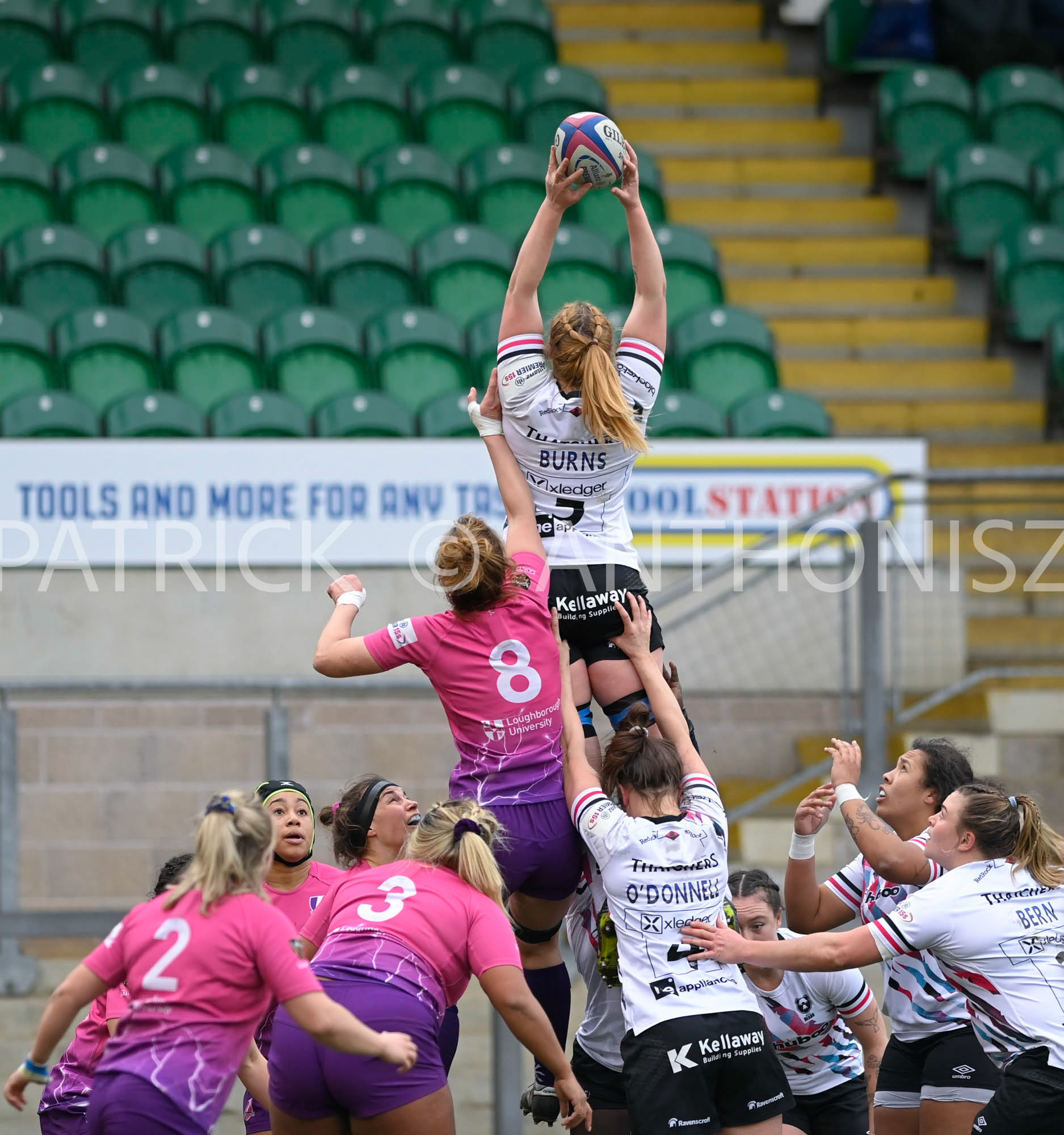 NORTHAMPTON, ENGLAND- Sat-4-2023:Delaney Burns of Bristol Bears gets the ball   during the match between  Loughborough Lightning and Bristol Bears at Franklin's Gardens on Sat-4-2023 in Northampton, England