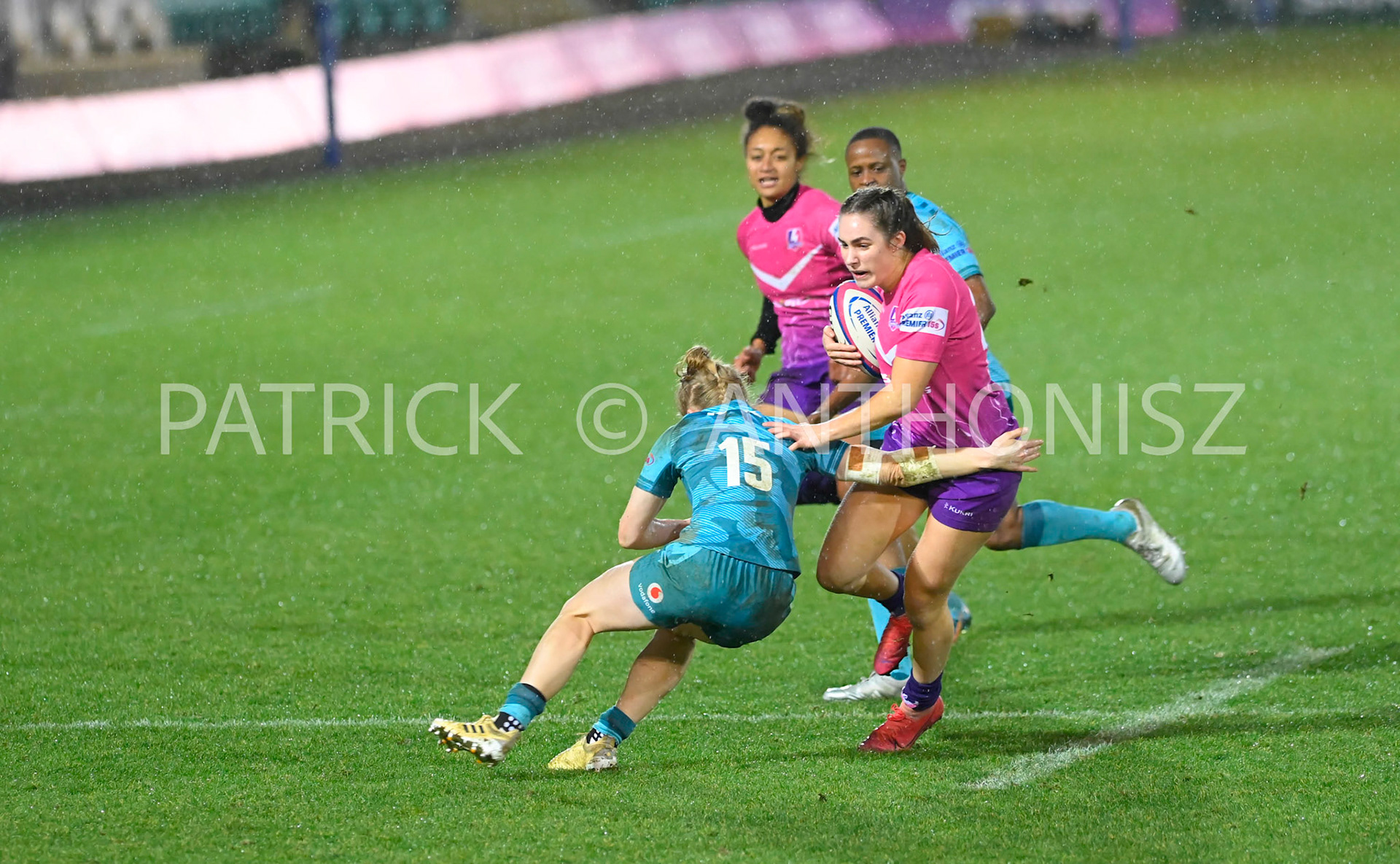 NORTHAMPTON, ENGLAND :  Bo Westcombe-Evans of Loughborough Lightning try to break away from Liz Musgrove  of Wasps during Women's Allianz Premiership 15's match between Loughborough Lightning and  Wasps at Franklin's Gardens on  Sunday January  8 2023 in Northampton, England