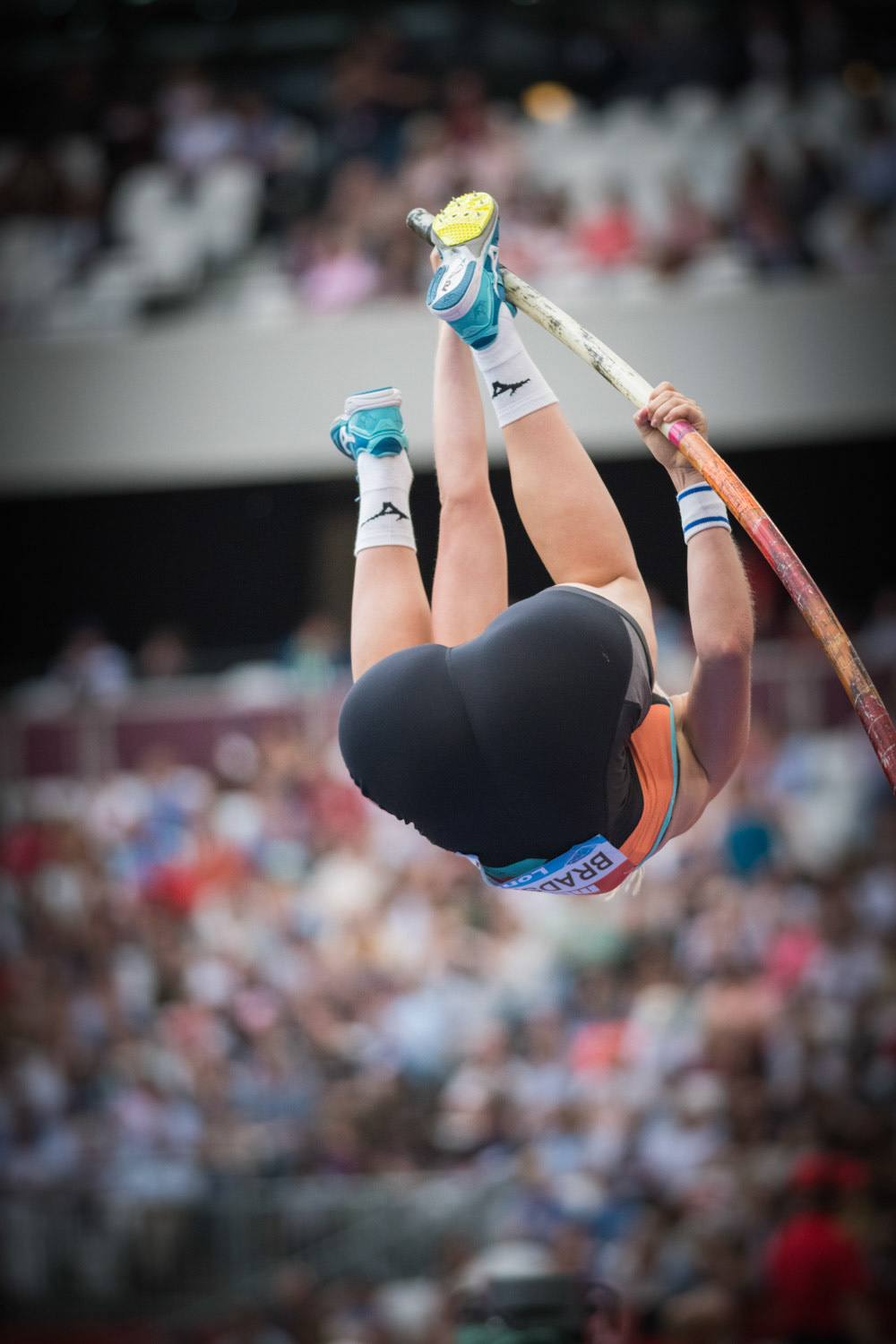 LONDON, ENGLAND - JULY 20: Holly Bradshaw of Great Britain in action during the Women's Pole Vault  Day One of the Muller Anniversary Games IAAF Diamond League  at the London Stadium on July 20, 2019 in London, England