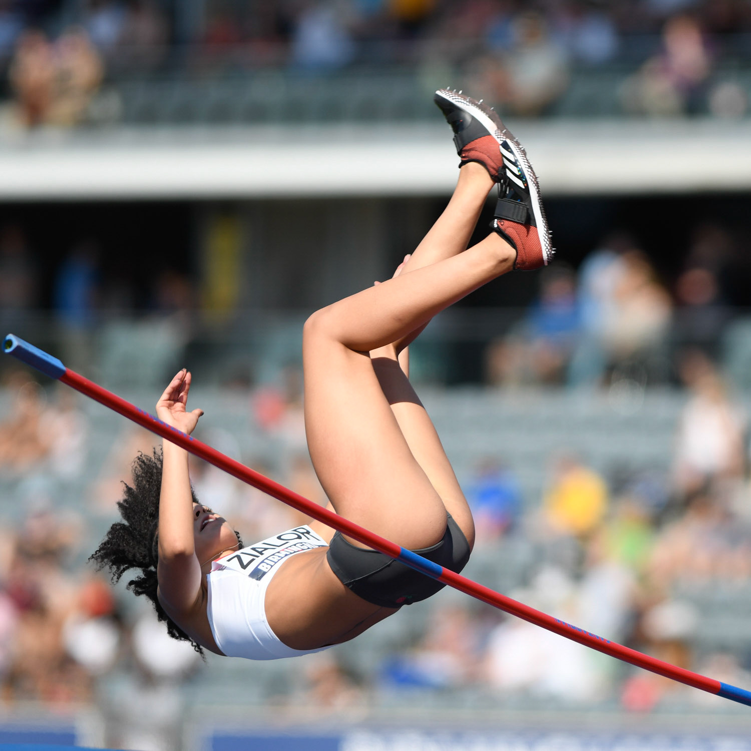 Birmingham, UK. 25th August, 2019. Laura ZIALOR  of MARSHALL Milton Keynes A C  in  action during  the  women’s  High Jump at the Muller British Athletics Championships  Alexander Stadium, Birmingham, England
