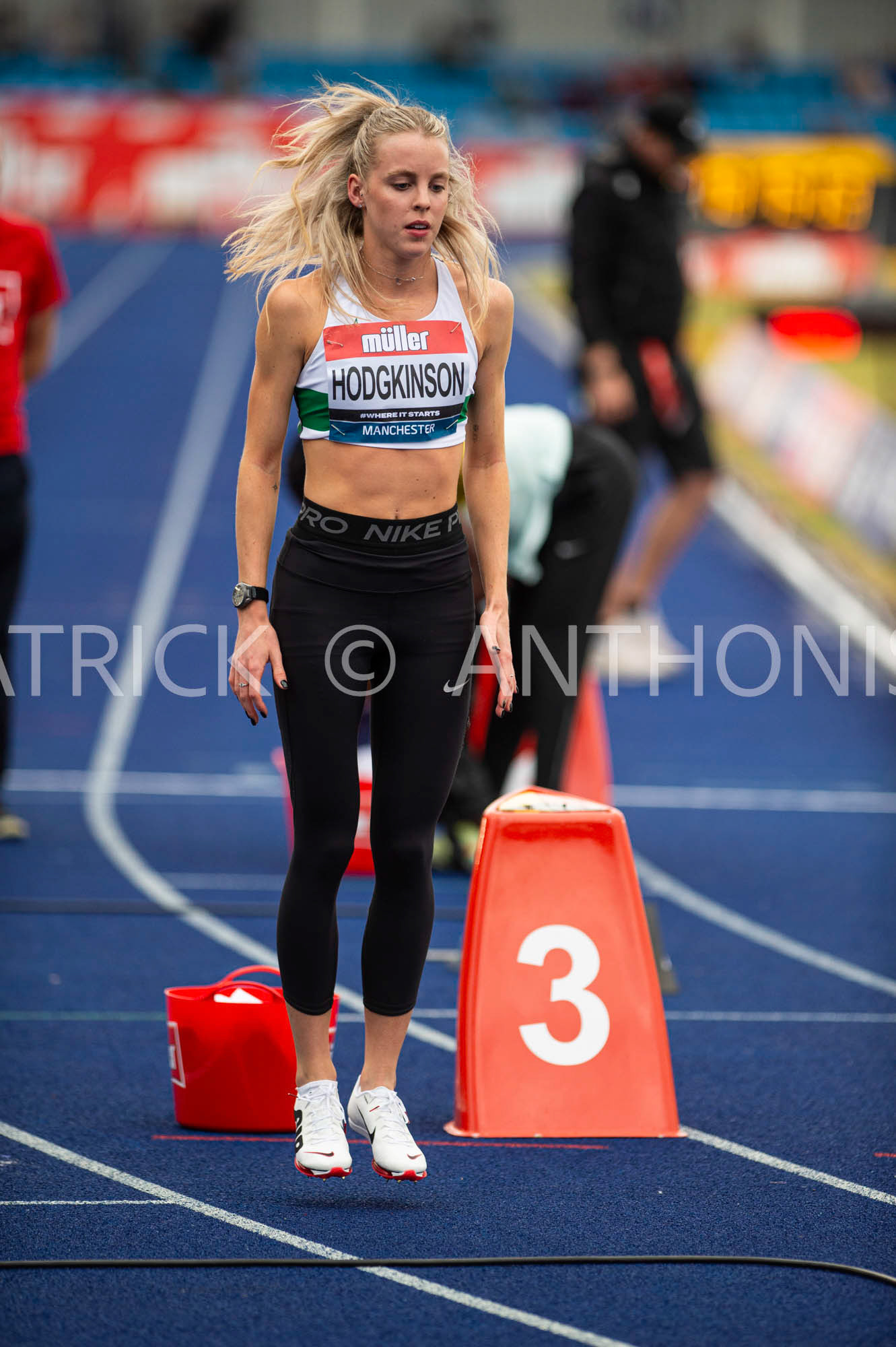 24-6-2022: KEELY HODGKINSON during the 400 M Heat 1 at the  Muller UK Athletics Championships MANCHESTER REGIONAL ARENA – MANCHESTER