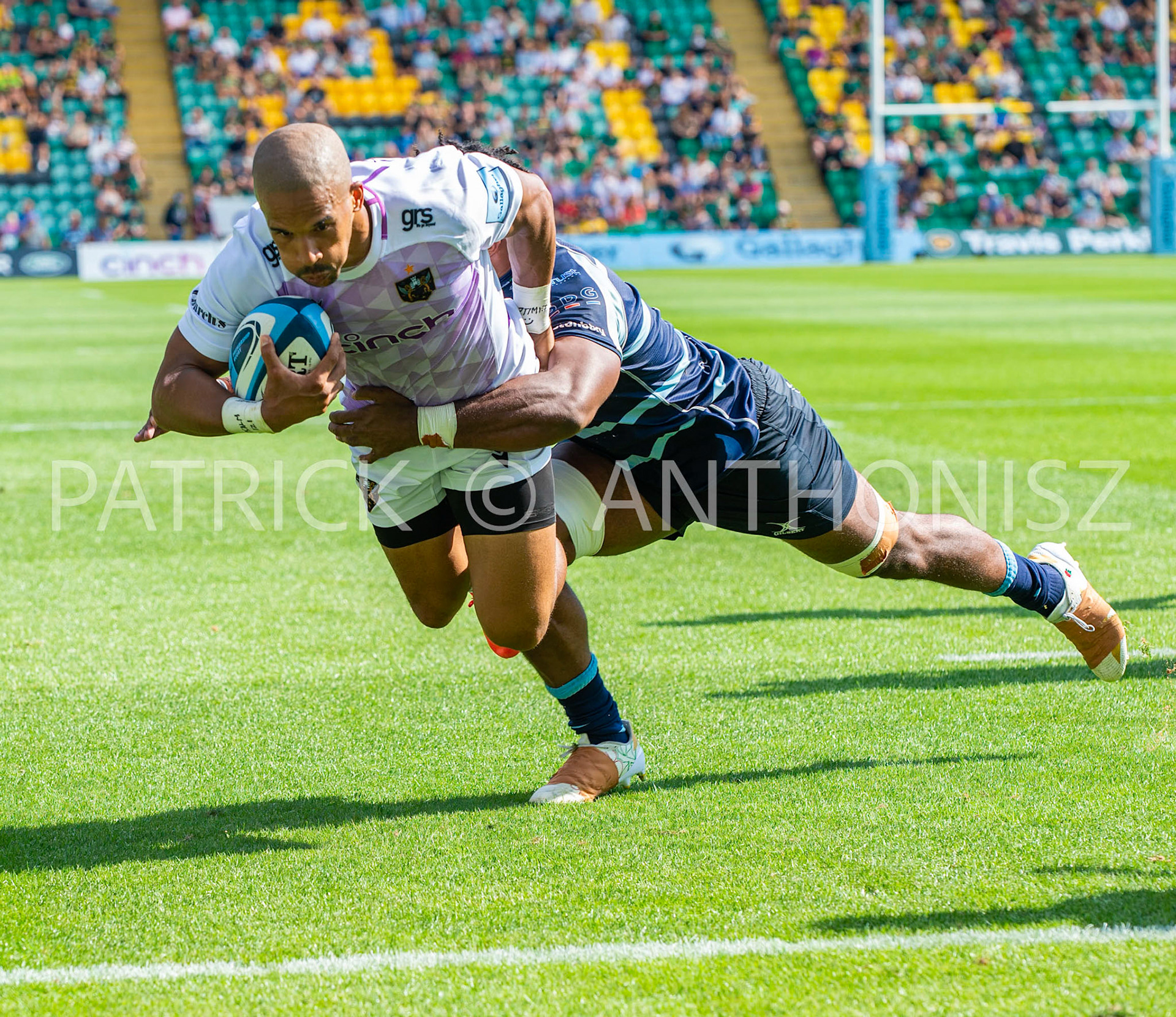 NORTHAMPTON, ENGLAND - August 27 : 2022  Courtnall Skosan gets a try during the match between Northampton Saints and Bedford Blues   at Franklin's Gardens on August 27  2022 in Northampton, England.